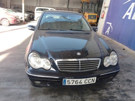 Vehiculo en el desguace: MERCEDES-BENZ CLASE C (W203) C 220 CDI (203.006)