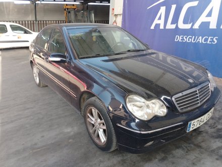 Vehiculo en el desguace: MERCEDES-BENZ CLASE C (W203) C 220 CDI (203.006)