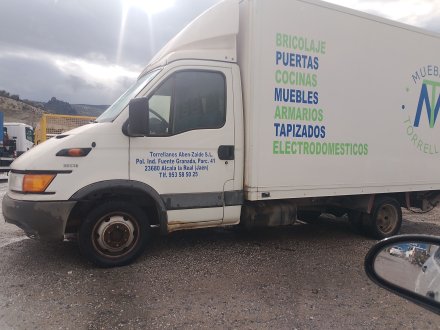 Vehiculo en el desguace: IVECO DAILY VI Caja/Chasis 33S13, 35S13, 35C13
