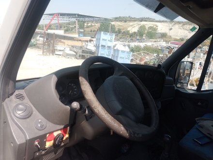 Vehiculo en el desguace: IVECO DAILY V Caja/Chasis 26L11, 29L11, 29S11, 35C11D, 35S11, 40C11