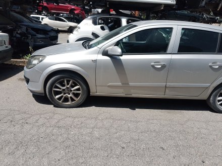 Vehiculo en el desguace: OPEL ASTRA H (A04) 1.7 CDTI (L48)