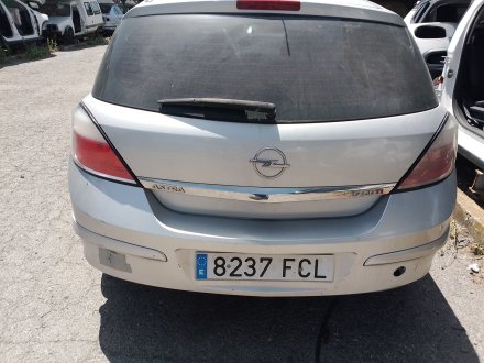 Vehiculo en el desguace: OPEL ASTRA H (A04) 1.7 CDTI (L48)