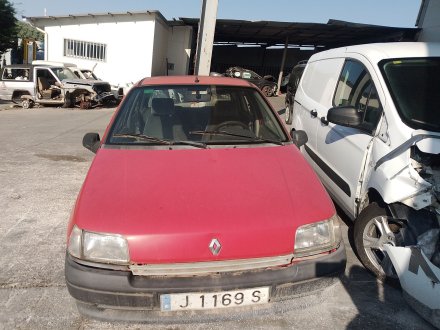 Vehiculo en el desguace: RENAULT CLIO I (B/C57_, 5/357_) 1.4