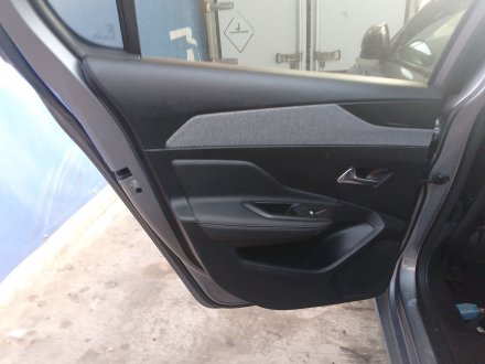 Vehiculo en el desguace: PEUGEOT 308 III (FB_, FH_, FP_, F3_, FM_) BlueHDi 130 (FBYHZL, FBYHZT)