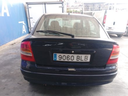 Vehiculo en el desguace: OPEL ASTRA G Sedán (T98) 1.6 (F69)