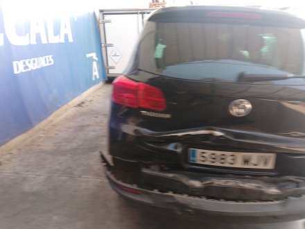 Vehiculo en el desguace: VOLKSWAGEN TIGUAN (5N_) 2.0 TDI