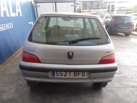 Vehiculo en el desguace: PEUGEOT 106 II (1A_, 1C_) 1.1 i