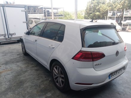 Vehiculo en el desguace: VOLKSWAGEN GOLF VII (5G1, BQ1, BE1, BE2) 1.5 TGI