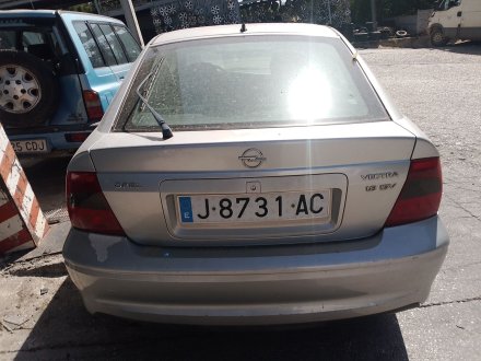 Vehiculo en el desguace: OPEL VECTRA B Hatchback (J96) 2.0 i 16V (F68)