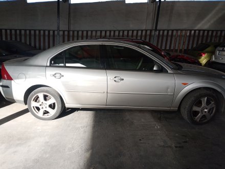 Vehiculo en el desguace: FORD MONDEO III Sedán (B4Y) 2.0 TDCi
