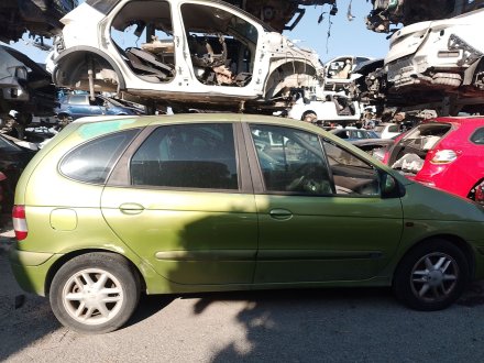 Vehiculo en el desguace: RENAULT SCÉNIC I Monospace (JA0/1_, FA0_) 1.9 dCi (JA05, JA1F)