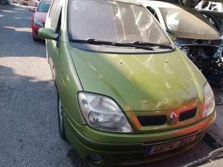Vehiculo en el desguace: RENAULT SCÉNIC I Monospace (JA0/1_, FA0_) 1.9 dCi (JA05, JA1F)