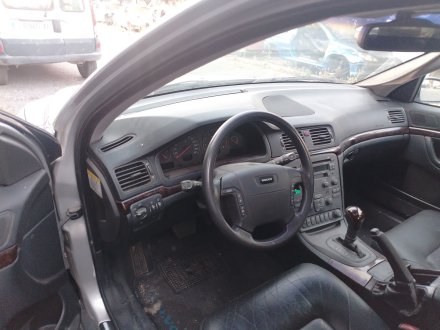 Vehiculo en el desguace: VOLVO S80 I (184) 2.9