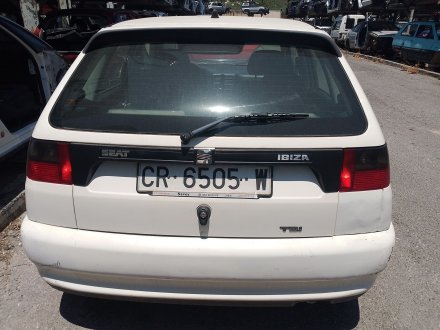 Vehiculo en el desguace: SEAT IBIZA II (6K1) 1.9 TDI