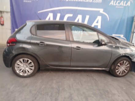 Vehiculo en el desguace: PEUGEOT 208 I (CA_, CC_) 1.6 HDi / BlueHDi 75