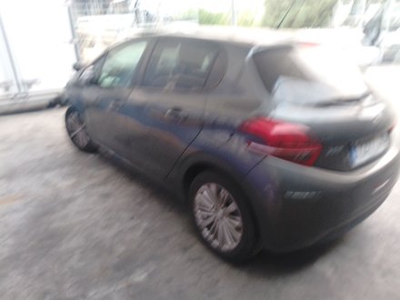 Vehiculo en el desguace: PEUGEOT 208 I (CA_, CC_) 1.6 HDi / BlueHDi 75