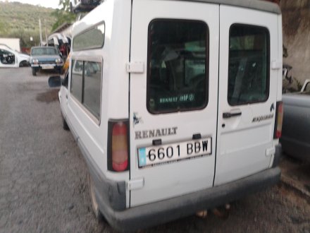 Vehiculo en el desguace: RENAULT EXPRESS Furgoneta/monovolumen (F40_, G40_) 1.9 D (F40R)