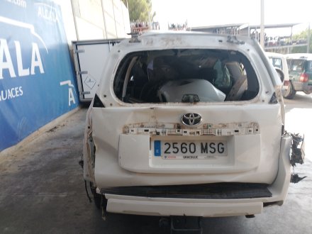 Vehiculo en el desguace: TOYOTA LAND CRUISER PRADO (_J15_) 2.8 D-4D (GDJ155, GDJ150)