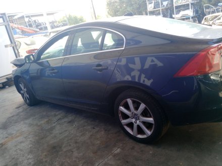 Vehiculo en el desguace: VOLVO S60 II (134) D4