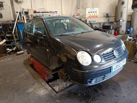 Vehiculo en el desguace: VOLKSWAGEN POLO IV (9N_, 9A_) 1.4 16V