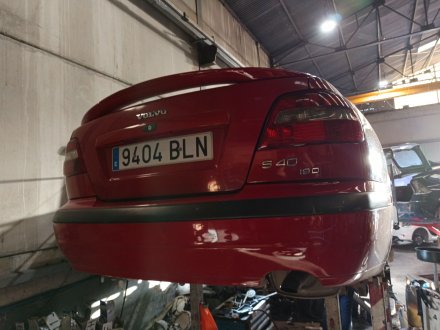 Vehiculo en el desguace: VOLVO S40 I (644) 1.9 DI