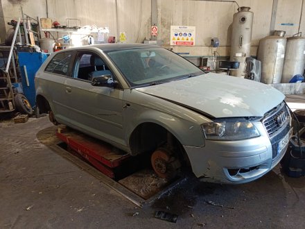 Vehiculo en el desguace: AUDI A3 (8P1) 1.9 TDI
