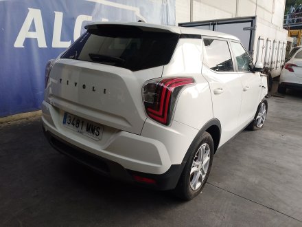 Vehiculo en el desguace: SSANGYONG TIVOLI 1.5