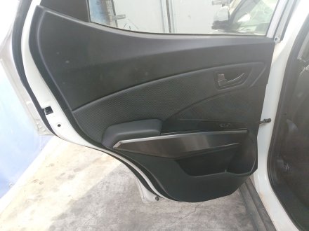 Vehiculo en el desguace: SSANGYONG TIVOLI 1.5