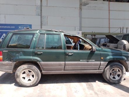 Vehiculo en el desguace: JEEP GRAND CHEROKEE I (ZJ, ZG) 2.5 TD 4x4 (Z)