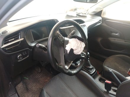 Vehiculo en el desguace: OPEL CORSA F (P2JO) 1.5 (68)