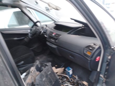 Vehiculo en el desguace: CITROËN C4 GRAND PICASSO I (UA_) 2.0 HDi 138