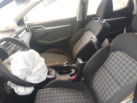 Vehiculo en el desguace: MG MG ZS SUV (AZS1) 1.5 VTi