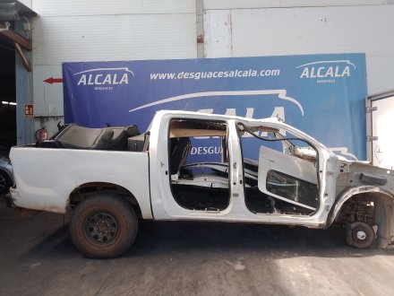 Vehiculo en el desguace: TOYOTA HILUX VII Pick-up (_N1_, _N2_, _N3_) 2.5 D 4WD (KUN25)
