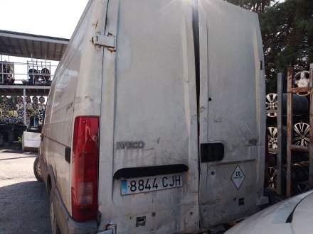 Vehiculo en el desguace: IVECO DAILY VI Furgoneta 33S12, 35S12, 35C12
