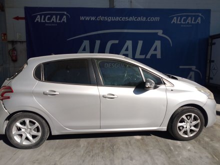 Vehiculo en el desguace: PEUGEOT 208 I (CA_, CC_) 1.4 HDi