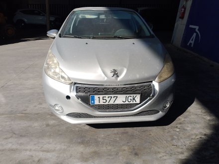 Vehiculo en el desguace: PEUGEOT 208 I (CA_, CC_) 1.4 HDi