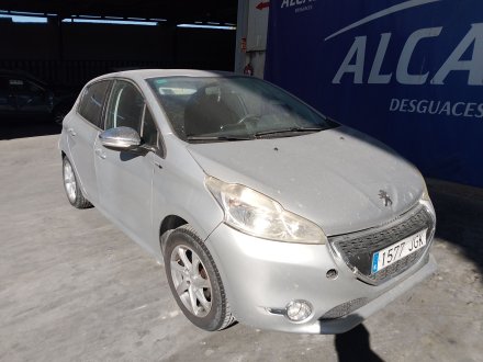 Vehiculo en el desguace: PEUGEOT 208 I (CA_, CC_) 1.4 HDi