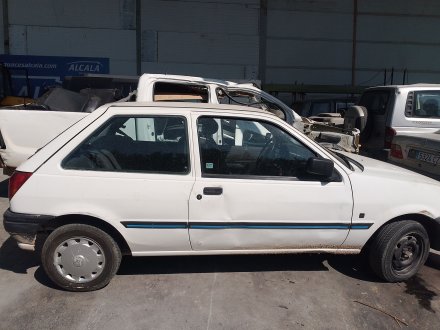 Vehiculo en el desguace: FORD FIESTA III (GFJ) 1.8 D