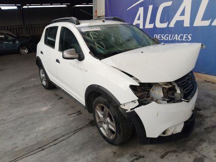 Vehiculo en el desguace: DACIA SANDERO II TCe 90 (B8M1, B8MA)