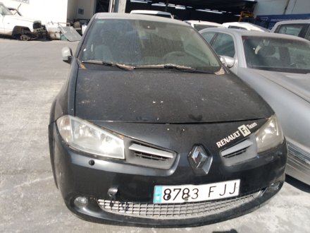 Vehiculo en el desguace: RENAULT MEGANE II (BM0/1_, CM0/1_) 1.5 dCi (BM1E, CM1E)