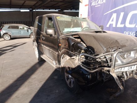 Vehiculo en el desguace: NISSAN TERRANO II (R20) 3.0 Di 4WD