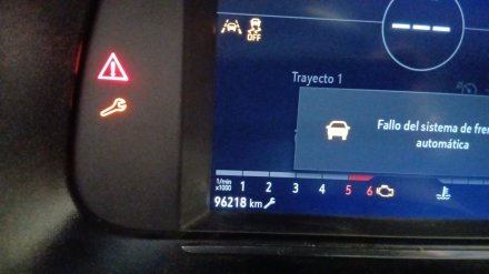 Vehiculo en el desguace: OPEL CORSA F (P2JO) 1.5 (68)