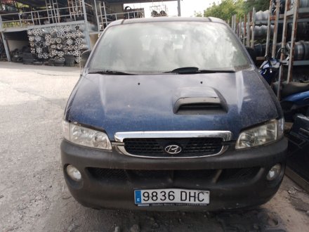Vehiculo en el desguace: HYUNDAI H-1 Furgoneta (A1) 2.5 TD