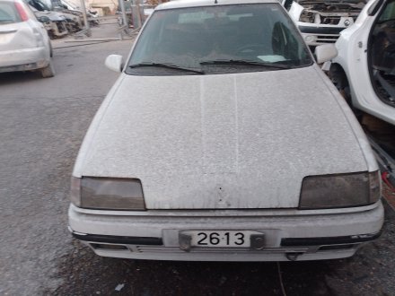 Vehiculo en el desguace: RENAULT 19 I (B/C53_) 1.7 (B/C53B)