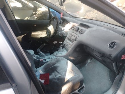 Vehiculo en el desguace: PEUGEOT 308 I (4A_, 4C_) 1.6 HDi