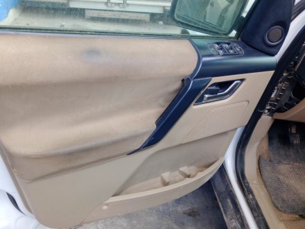 Vehiculo en el desguace: LAND ROVER FREELANDER 2 (L359) 2.2 TD4 4x4