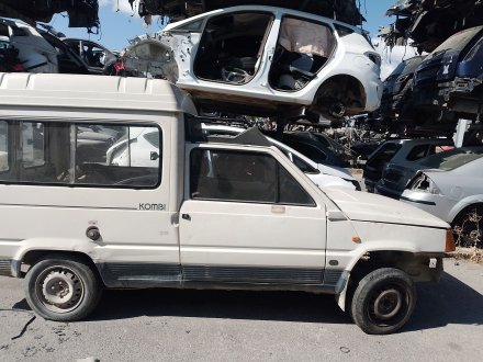 Vehiculo en el desguace: SEAT TERRA Furgoneta/Station wagon (024A) 1.4 D
