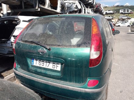 Vehiculo en el desguace: NISSAN ALMERA TINO (V10) 2.2 dCi