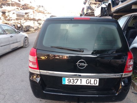 Vehiculo en el desguace: OPEL ZAFIRA / ZAFIRA FAMILY B (A05) 1.9 CDTI (M75)