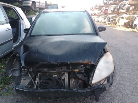 Vehiculo en el desguace: OPEL ZAFIRA / ZAFIRA FAMILY B (A05) 1.9 CDTI (M75)